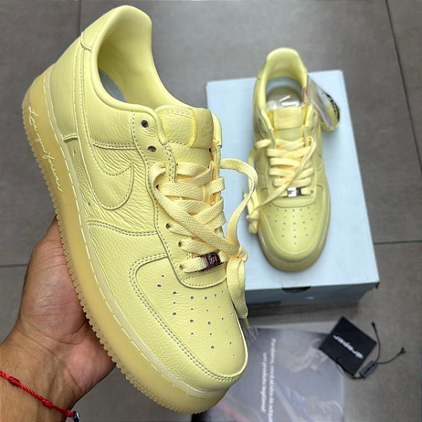 TÊNIS NOCTA X NIKE AIR FORCE 1 LOW CITRON TINT (COMPLETO)