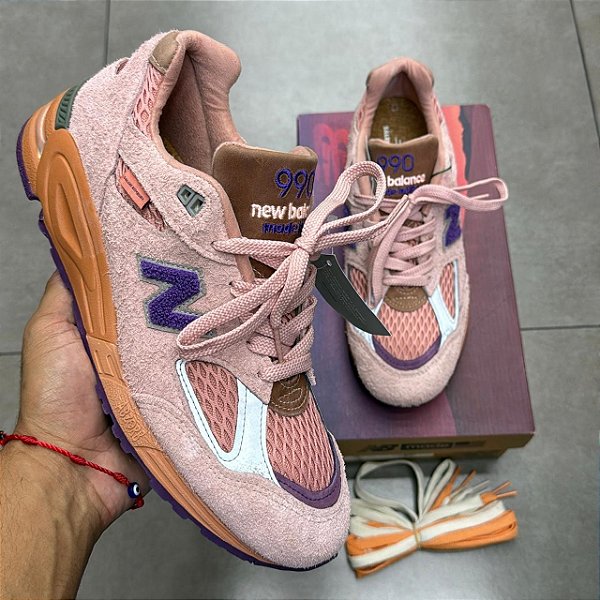 TÊNIS SALEHE BEMBURY X NEW BALANCE 990V2 MADE IN USA SAND (COMPLETO)