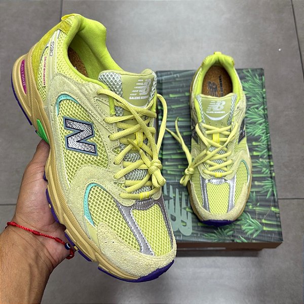 TÊNIS SALEHE BEMBURY X NEW BALANCE 530 PROSPERITY BE THE PRIZE (COMPLETO)