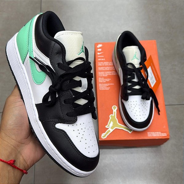 TÊNIS AIR JORDAN 1 LOW GREEN GLOW (COMPLETO)