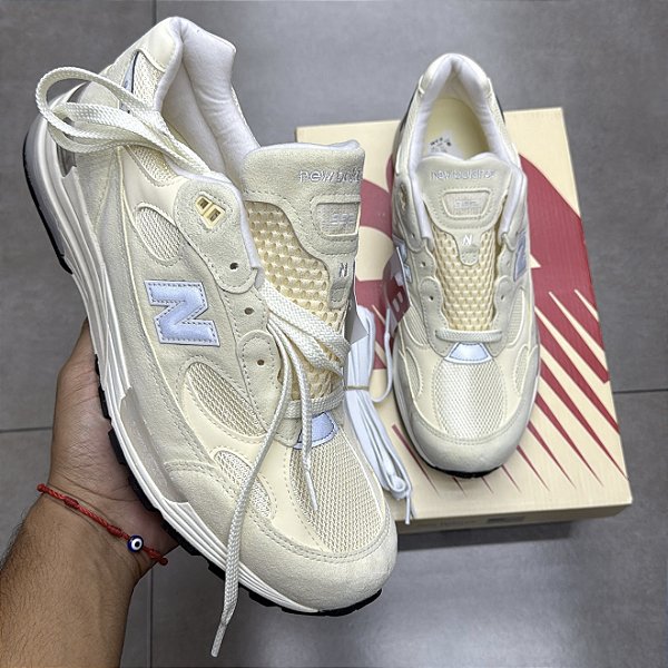 TÊNIS TEDDY SANTIS X NEW BALANCE 992 MADE IN USA CALCIUM (COMPLETO)