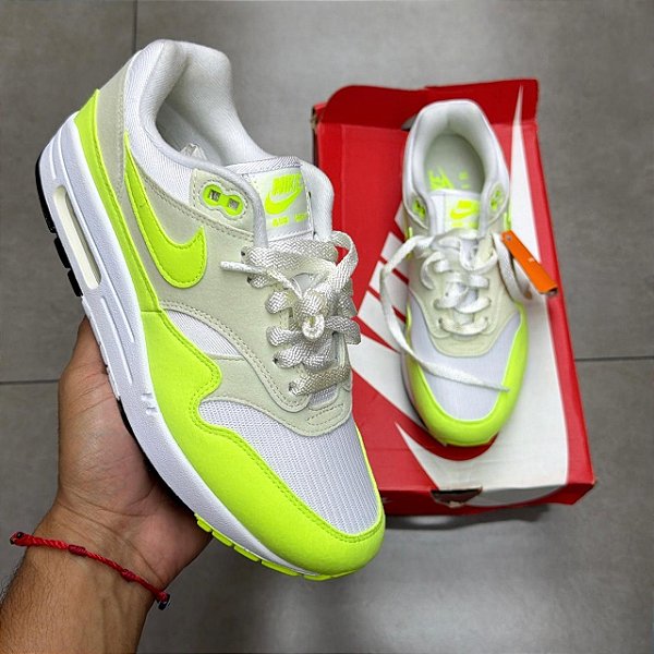 TÊNIS NIKE AIR MAX 1 '87 VOLT SUEDE (CAIXA DANIFICADA)