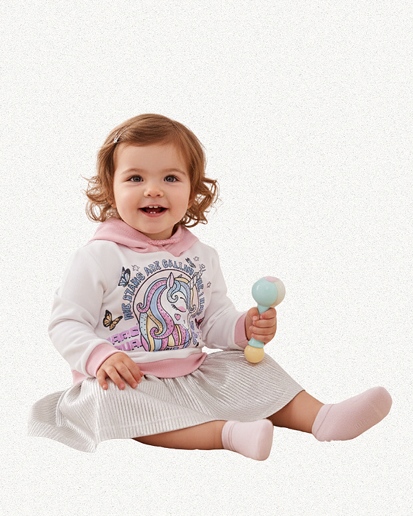 VESTIDO INFANTIL COM CAPUZ E ESTAMPA DE UNICORNIO