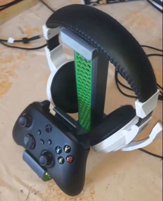 Suporte para Fone e Controle Universal