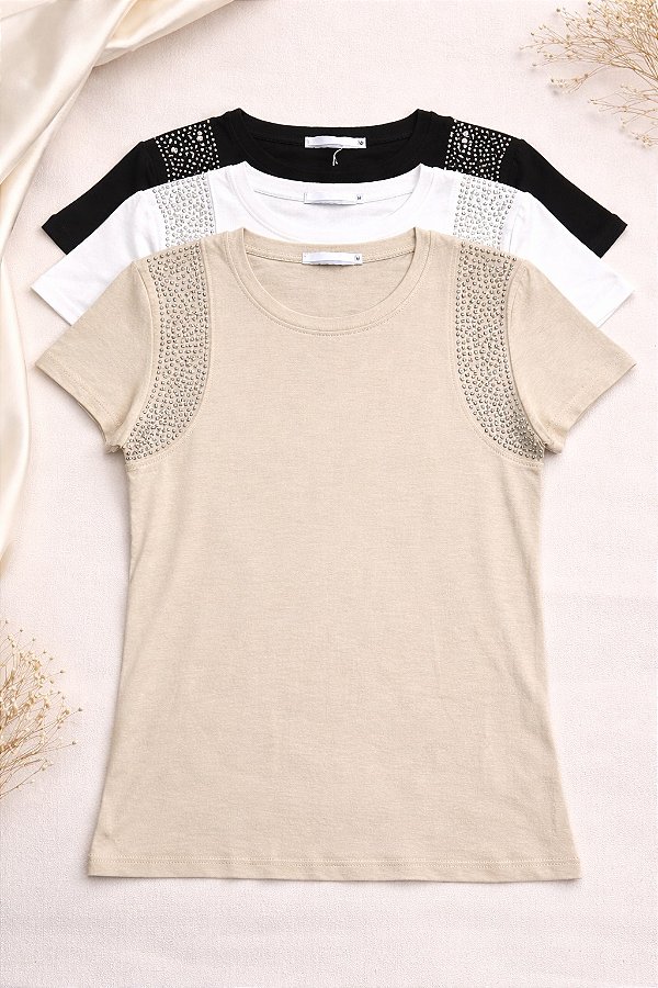 T-Shirt com aplicação m/gg