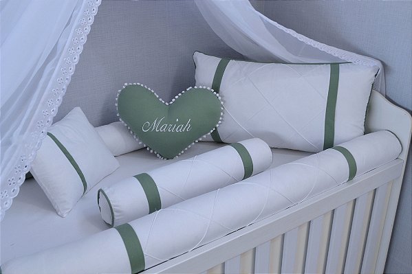 kit berço rolinho branco e verde oliva