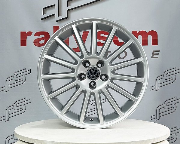 Jogo de Roda VW Golf Aristo R-32 Prata Brilhante 5x100 - 18x8 Offset 35 (Nv)