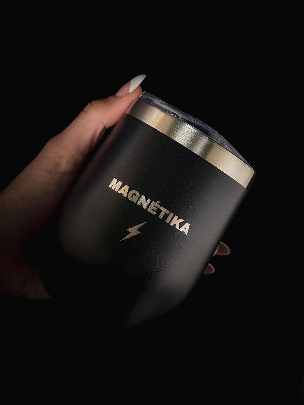 MAGNÉTIKA (PRETO)