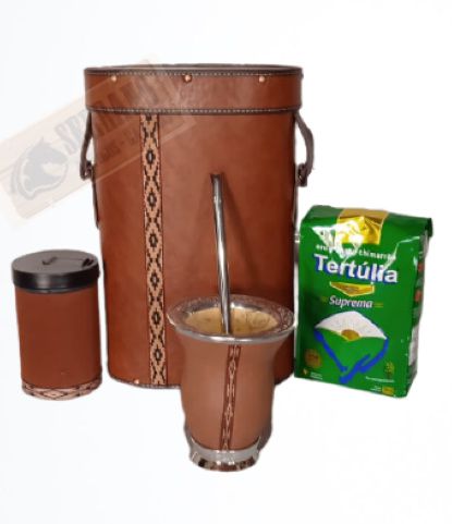 Kit CHIMARRÃO 5 peças MATEIRA, ERVA, PORTA ERVA, CUIA, BOMBA