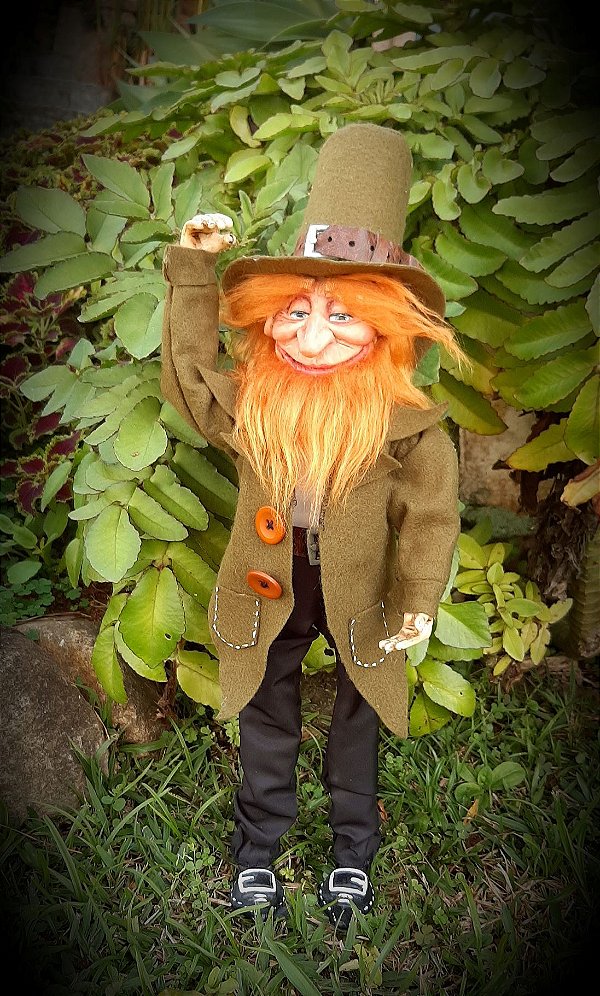 LEPRECHAUN GARNER, 43 CM