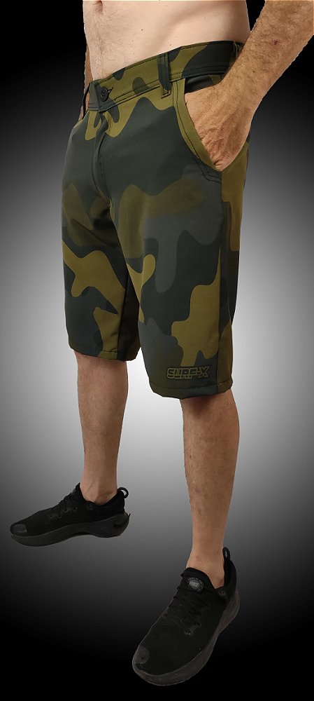 Bermuda Phantom Elastano Camuflada Cores Marrom,Verde,Roxo e Laranja.