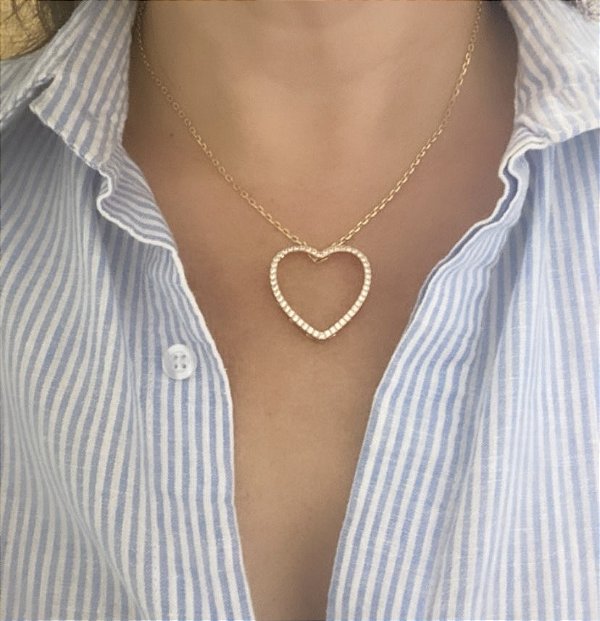 Colar Coração Cravejado Folheado em Ouro 18k