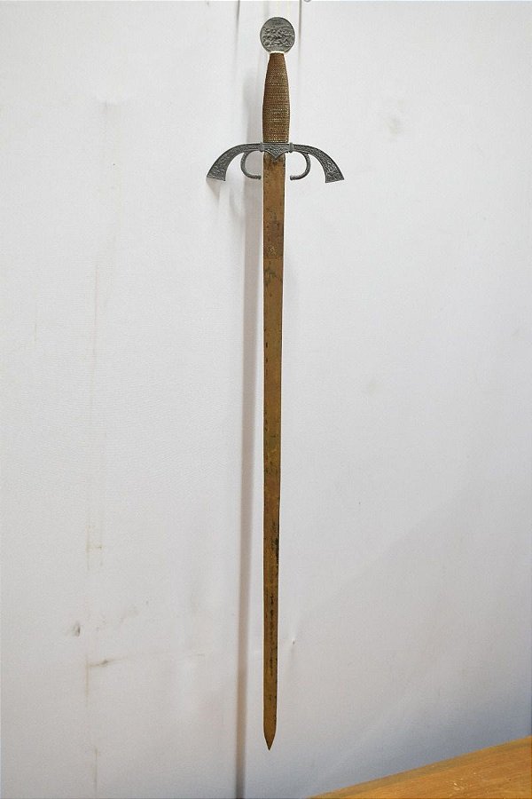 Espada De Toledo Concaivi Acidari Victoria