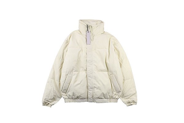 Jaqueta Puffer Fear of God Essentials Creme