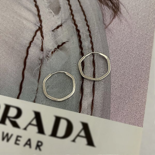 Argola Hexagonal 16mm Prata 925