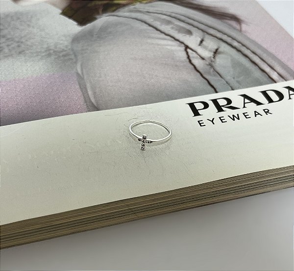 Anel Cruz Cravejada em Prata 925