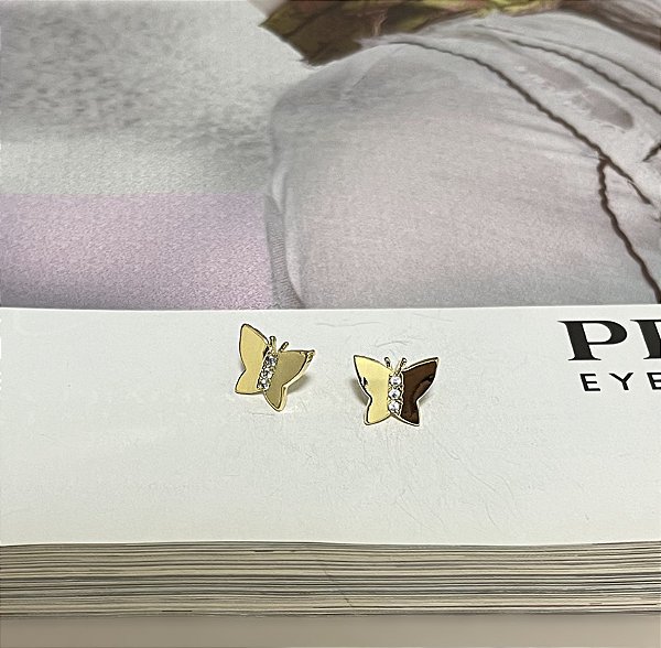 Brinco de Borboleta Cravejado Folheado a Ouro