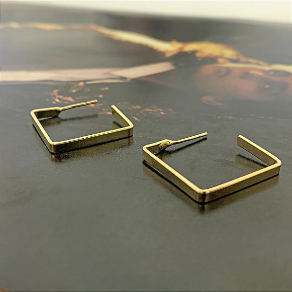 Argola Quadrada G Folheada a Ouro