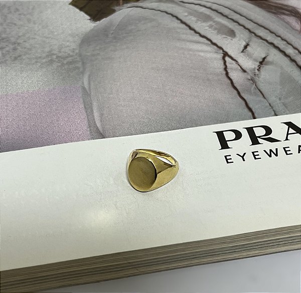 Anel Mindinho de Chapa Oval Folheado a Ouro