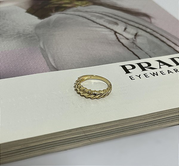 Anel Croissant Folheado a Ouro