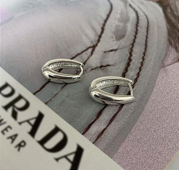 Argola Articulada Navete Lisa Prata 925