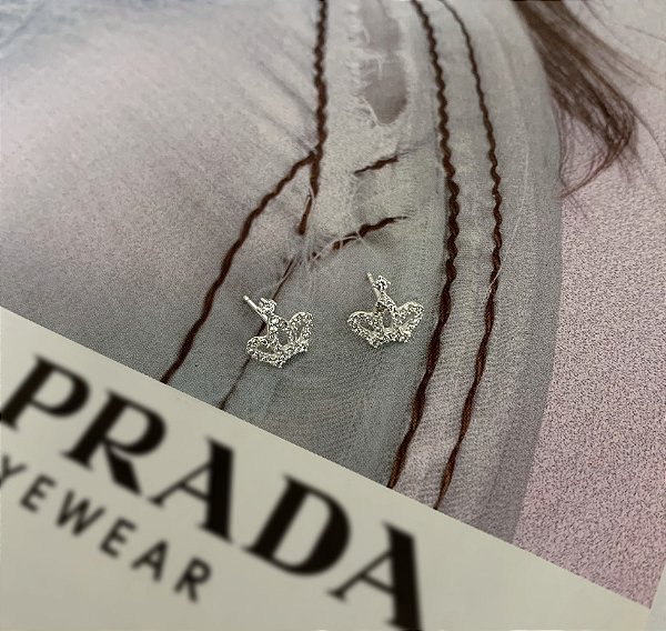 Brinco Coroa Cravejada com Zircônias em Prata 925