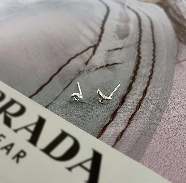 Brinco Lua com Ponto de Luz Prata 925