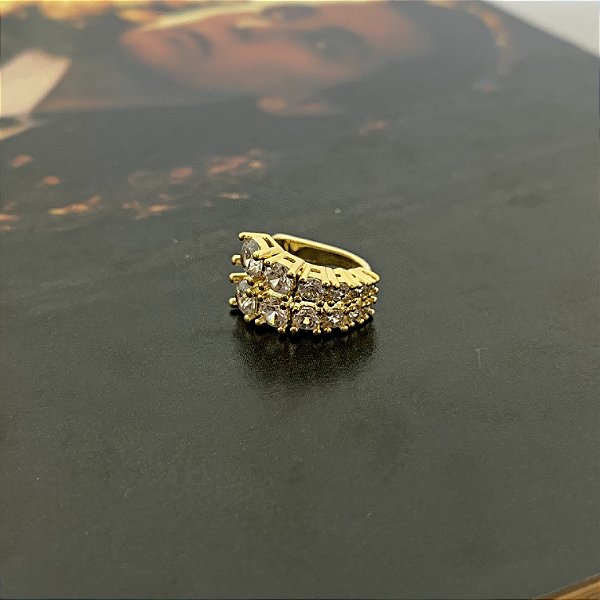 Piercing Fake Cravejado com Zircônias Folheado a Ouro