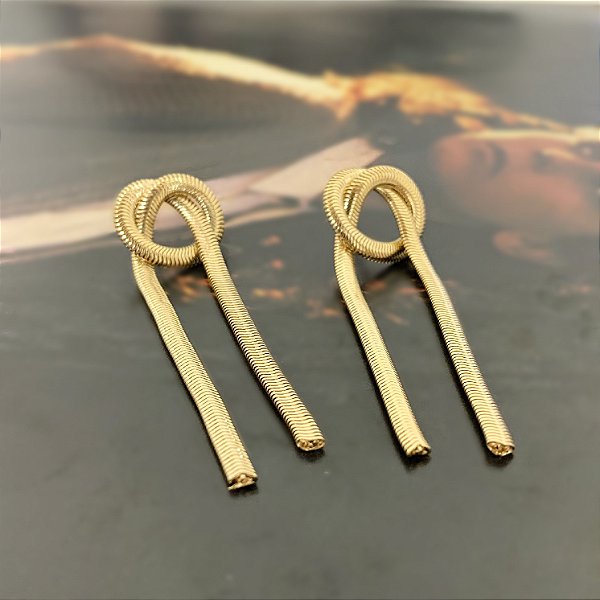 Brinco de Nó Corrente e Malha Folheada a Ouro 18K