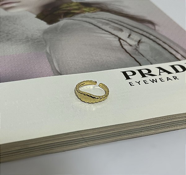 Anel Croissant Achatado Ajustável Folheado a Ouro