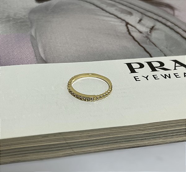 Anel Aparador Bolinhas com Zircônias Cravejadas Folheado a Ouro