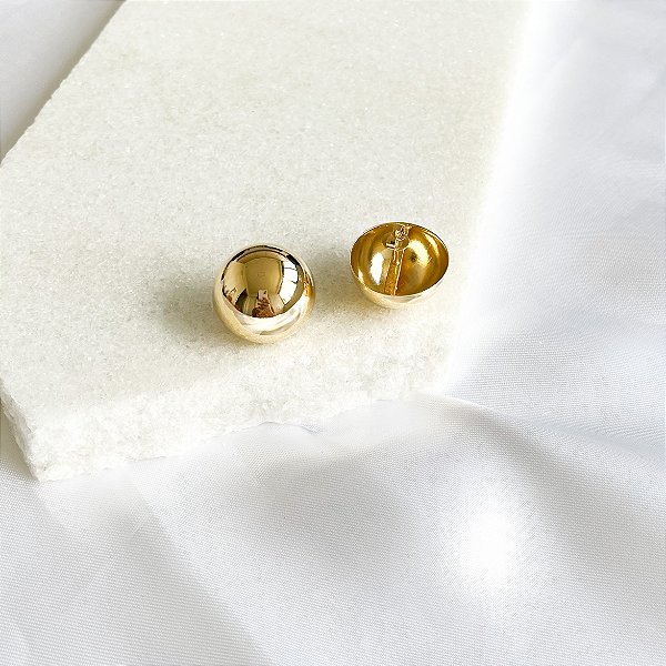 Brinco Semi Esfera Folheado a Ouro