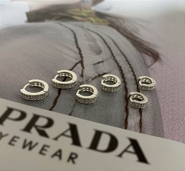 Trio de Argolas Articuladas com Corações Vazados Cravejadas em Prata 925