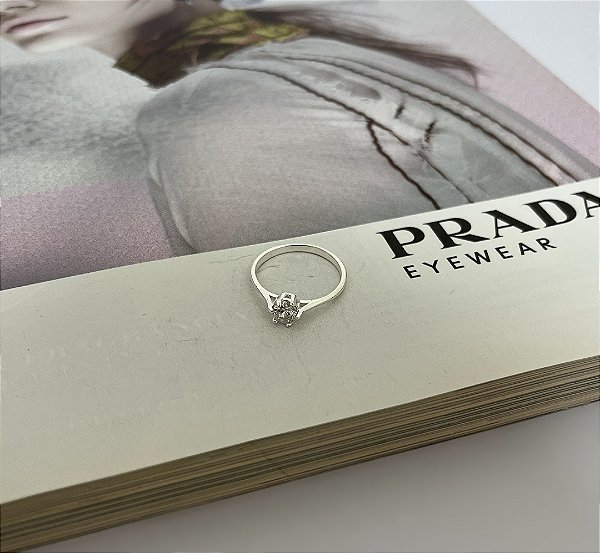 Anel Solitário em Prata 925