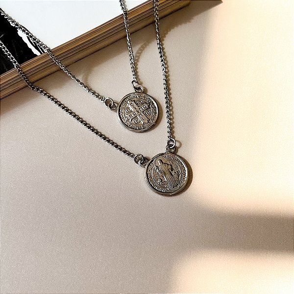 Escapulário Redondo de São Bento em Aço Inox