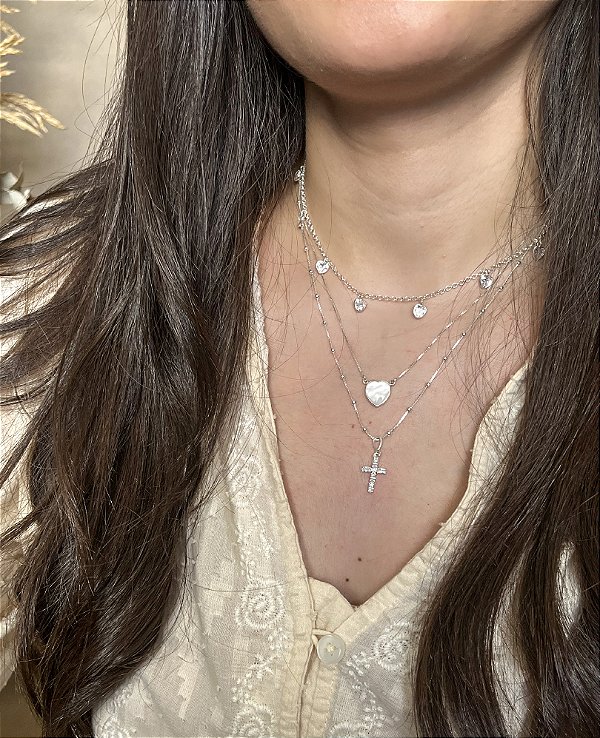 Colar com Zircônias de Coração Prata 925