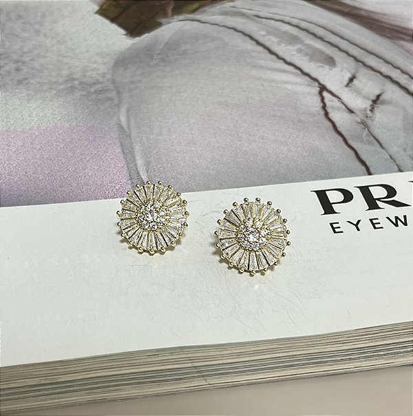 Brinco Pizza Cravejado com Zircônias Folheado a Ouro