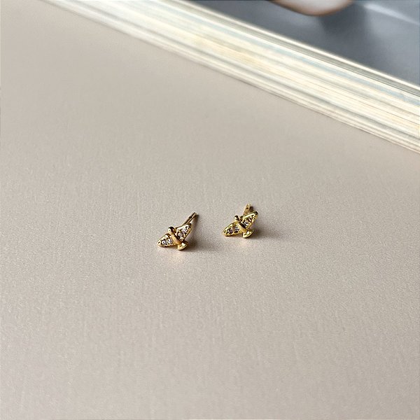 Brinco Espírito Santo Cravejado com Zircônios Folheado a Ouro