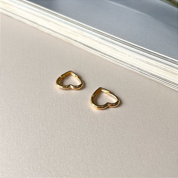 Argola em Formato de Coração Folheada a Ouro