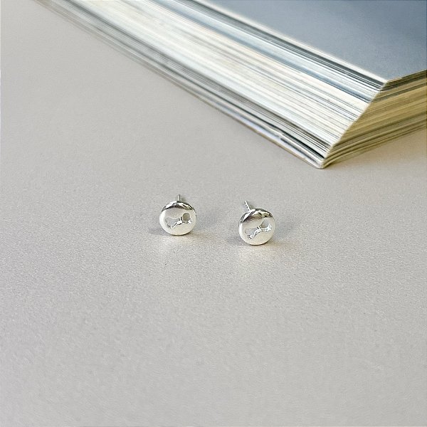 Brinco Círculo com Osso do Pet Vazado em Prata 925