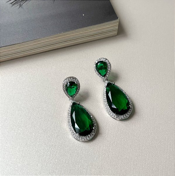 Brinco Gota Esmeralda Cravejada com Zircônias Folheado