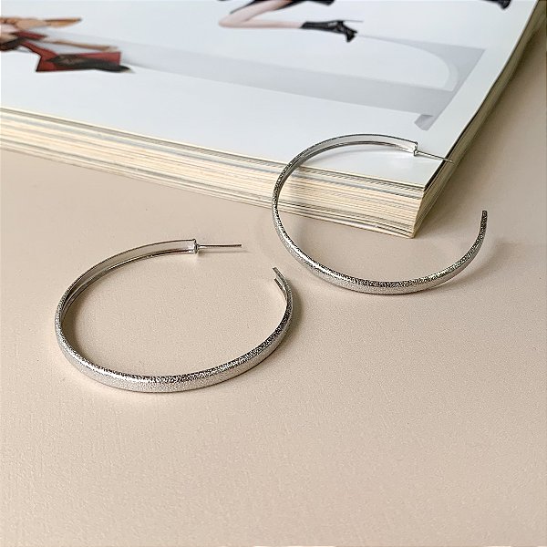 Argola Jateada 55mm em Aço Inox