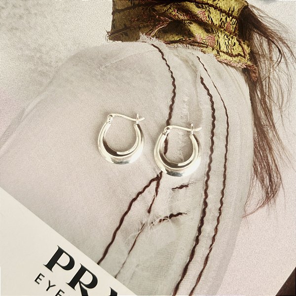 Argola Canoa em Prata 925