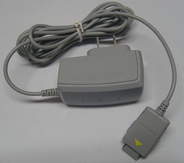 Carregador Samsung A800 / A840 / C400 / C506 / X460 / X660 E OUTROS