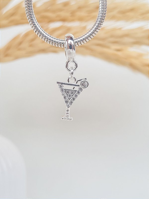 Berloque taça de drink banhado a prata