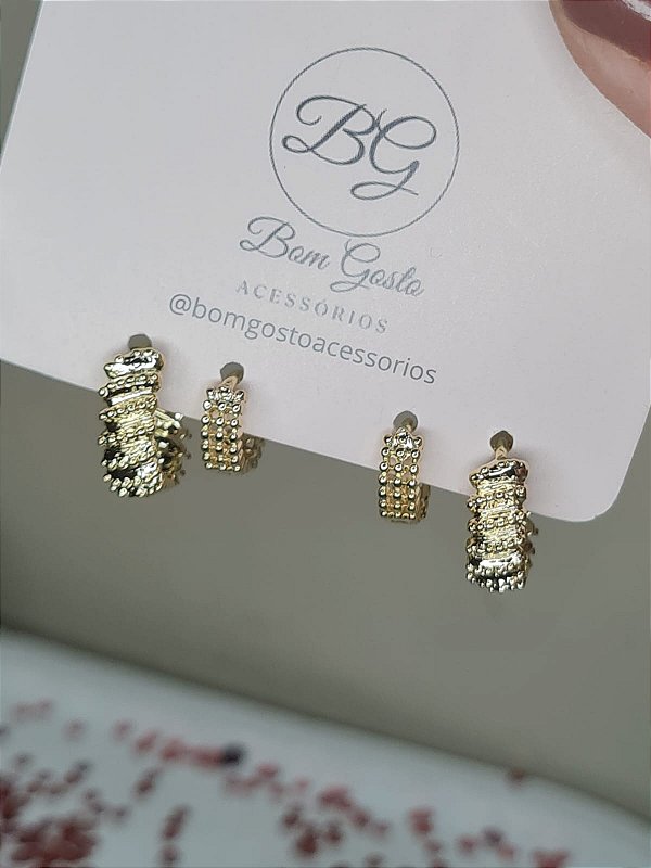 Dupla de argolinhas texturizadas banhadas a ouro