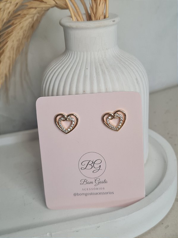 Brinco coração cravejado dourado