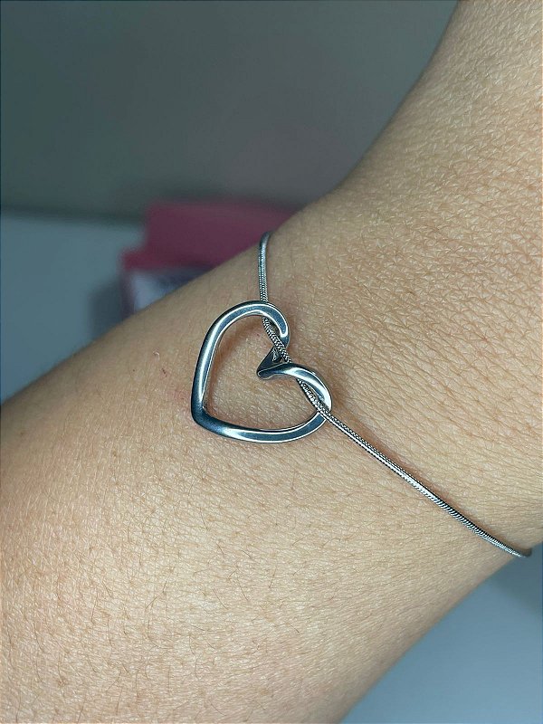 Pulseira com pingente de coração prata em aço inox