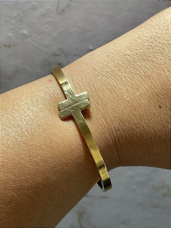Bracelete estilo T articulado Dourado em Aço Inox