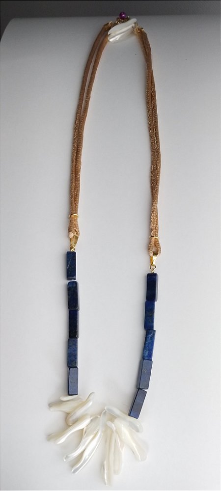 Colar Madreperola e Lapislazuli